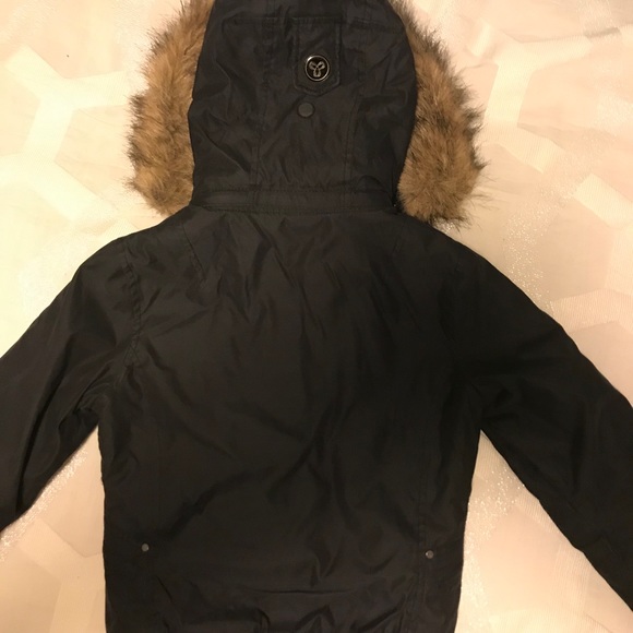 Aritzia TNA Winter Coat - Picture 2 of 4